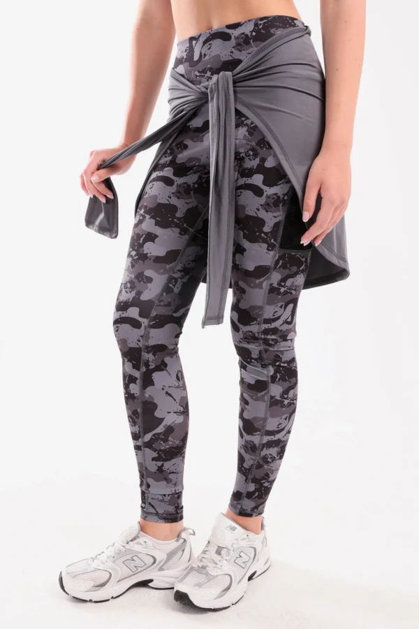 Hip Cover With Sleeves