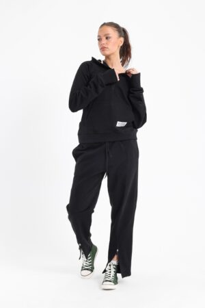 Chill oversized half zipper set in black