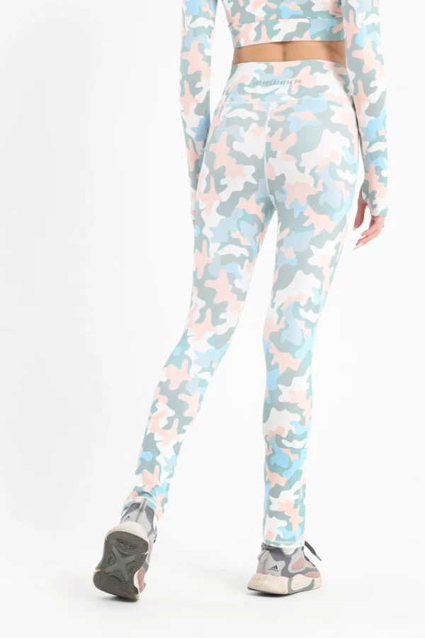 Colored camo slit printed leggings