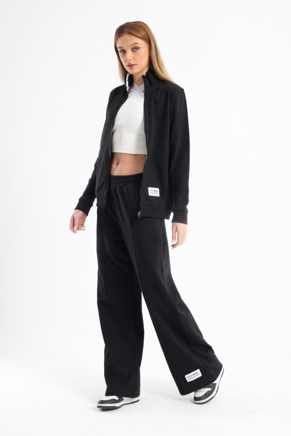Chill oversized stand up collar set in black