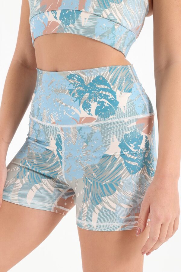 Colorful palm printed hot shorts