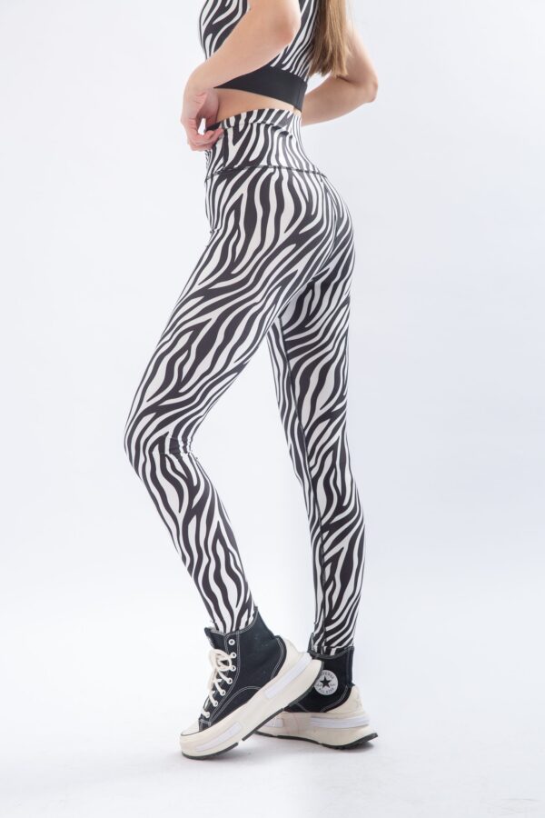 Zebra print leggings