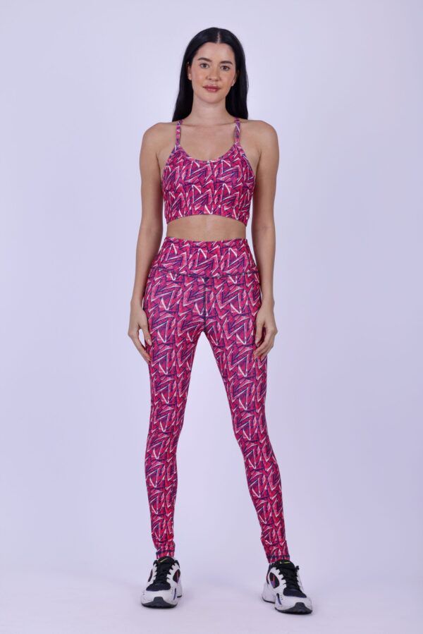 Triangles printed leggings
